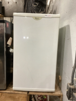 WHIRLPOOL BAR FRIDGE