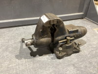 WILTON 3.5&rdquo; SWIVEL BASE VISE