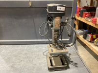 KING CANADA BENCH DRILL PRESS