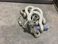 4 LARGE CLEVIS