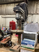 CUMMINS 5/8 CHUCK, 5 SPEED DRILL PRESS