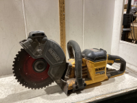 DEWALT CORDLESS CUT-OFF MACHINE