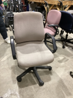 ROLLING OFFICE CHAIR - TAUPE