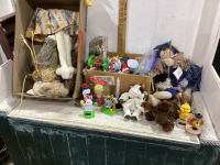 TOYS,CANDLE,DOLLS,STUFFIES