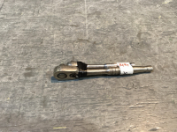 (2) WESTWARD RATCHETS - 3/8&rdquo; + 1/4&rdquo;
