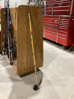 PFLUEGER PURIST REEL AND YELLOW FISHING ROD