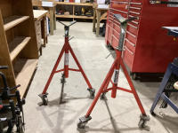 (2) RIDGID ROLLING PIPE STANDS - MODEL VJ99