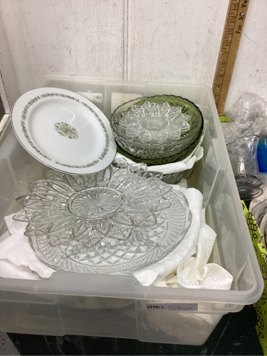 2 BOXES -SERVING DISHES, PLATTERS, BOWLS