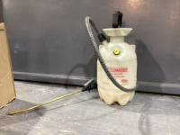 SMALL FLOMASTER YARD SPRAYER