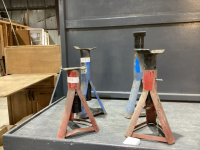 (4) LIGHT JACK STANDS
