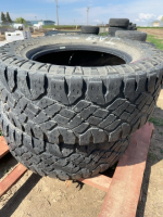 ( 2 ) 20&rdquo; inch Wrangler truck tires