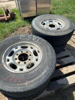 ( 4 ) tires on GM rims