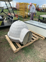Dog igloo