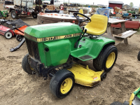 JD 317 RIDE -ON LAWN TRACTOR