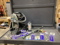ALLPRO MUSTANG 2400 ELECTRIC AIRLESS PAINT SPAYER W/ EXTRA ACCESSORIES