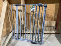 METAL PET GATE - PRESSURE MOUNTED W/ SWING GATE