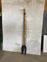 MANUAL POST HOLE DIGGER