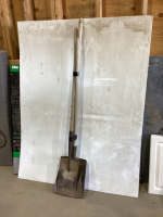 BUNDLE OF (3) SHOVELS