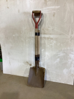 2-PIECES - FLAT SHOVELS W/ HANDLES