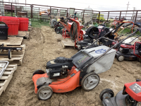 HUSQVARNA GAS LAWN MOWER W/ BAGGER