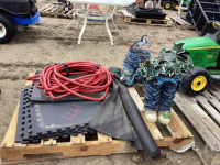PALLET W/ ROLL OF LANDSCAPE FABRIC, KINKED GARDEN HOSE, INTERLOCKING FOAM SQUARES PLANTERS