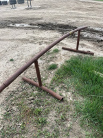 Low pipe stand