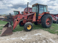 International 1086 diesel tractor with loader