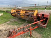 Massey Ferguson 8 foot model 81 Haybine
