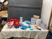 BOX OF TUPPERWARE & KITCHEN ITEMS, SORTING TOY