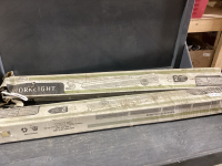 FLOURESCENT LIGHT FIXTURES