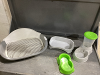 PLASTIC BED, FEEDING DISH, WATER JUG DISH