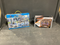 CITY POLICE LEGO-LIKE SET & SHOOT A TARGET