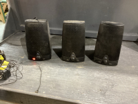3 SPEAKERS; ACOUSTIC RESEARCH, WIRELESS CONTROL BASE