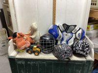 HELMETS, STUFFIES, EASTON CHEST PROTECTOR