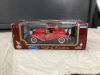 ROAD LEGENDS DIE CAST COLLECTOR CAR - 1933 FORD 3-WINDOW
