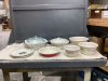 BOX W/ (2) CORELLE CASSEROLE DISHES W/ LIDS, CORELLE MIXING BOWLS, CERAMIC PIE PLATE, (2) JD PLATES