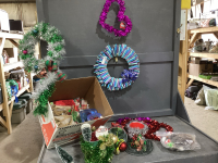 CLOTHES PIN WREATH, HEART WREATHS, XMAS WREATH + CRAFTING ITEMS