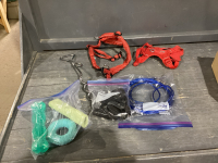 BOX WITH LEASHES, HARNESS, PET TOYS, ANCHOR