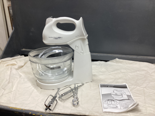 HAMILTON BEACH STAND MIXER W/ ONE BOWL