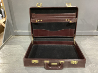 STRADELLINA BRIEF CASE