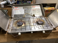 PROPANE CAMP STOVE