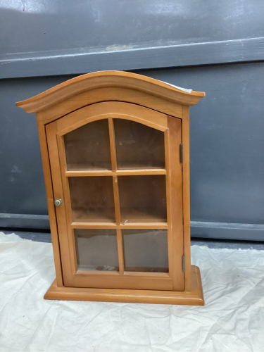 KNICKNACK SHELF W/ DOOR - WALL MOUNT OR SHELF