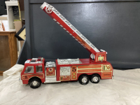 TONKA METAL FIRE TRUCK