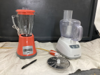 SALMON COLORED OSTER BLENDER AND B&D FOOD PROCESSOR