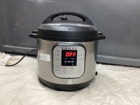 INSTANT POT - 6 QUART