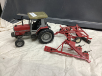 MASSEY FERGSON 3070 TRACTOR & (2) IMPLEMENTS