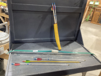 BOW & ARROWS W/QUIVER