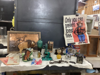BOX OF MISC VINTAGE ITEMS - MINI METAL SEWING MACHING REPLICA, MINI LAMPS, HORSE LAMP, BROWNIE JR CAMERA