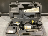 LINCOLN GUARDIAN POWER CORDLESS GREASE GUN 12V