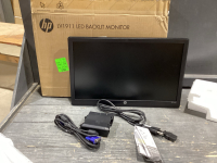 HP LV1911 BACKLIT MONITORS - 18&rdquo;